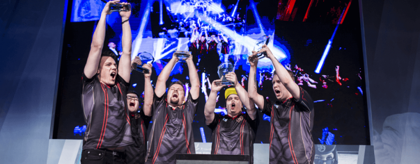R6S – Suomiskene nosteessa.